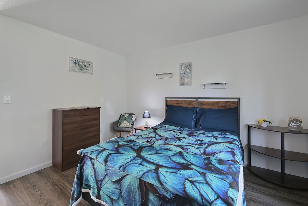 Brownsville Motel - photo 21