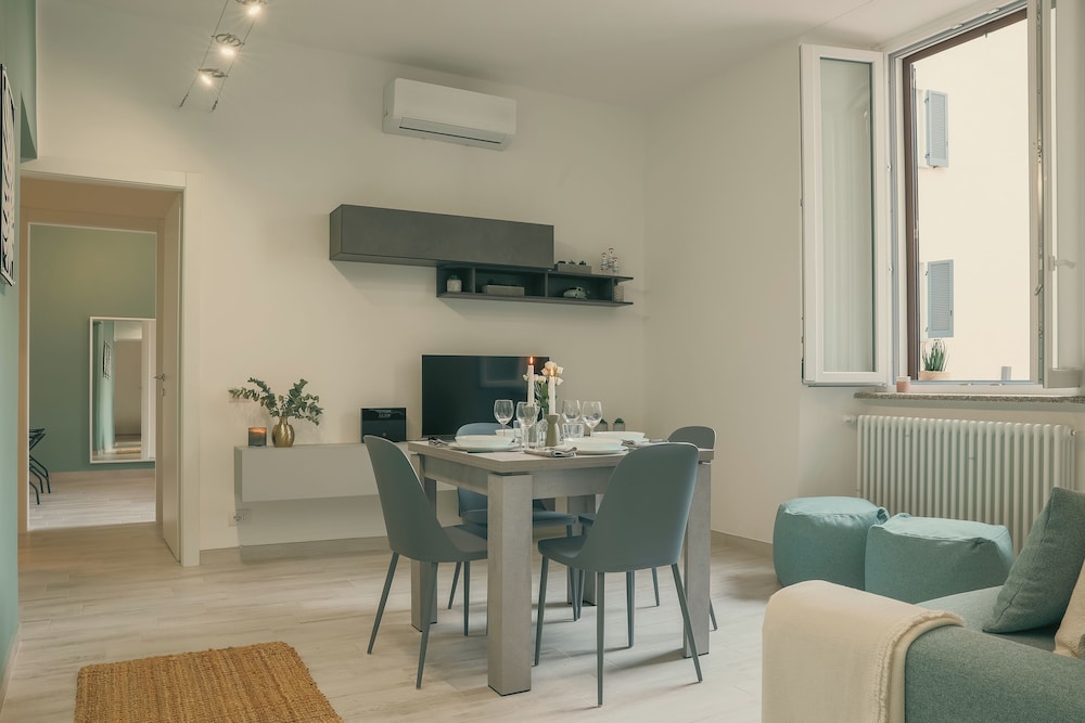 Diana — 4-Star Luxury Hotel in Como, Italy