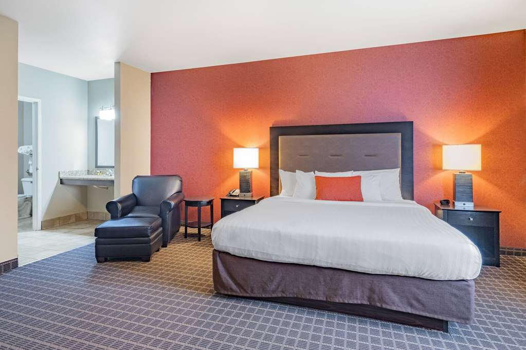 Hawthorn Extended Stay by Wyndham Dickinson - photo 32