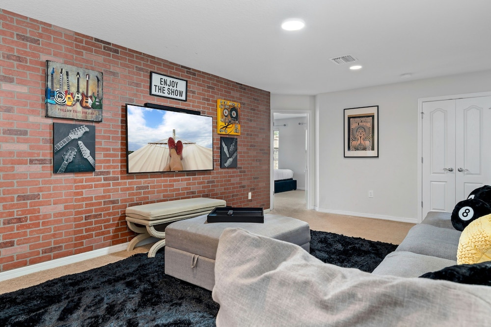 Sleeps 20 Masterpiece Collection Ww101 - photo 33
