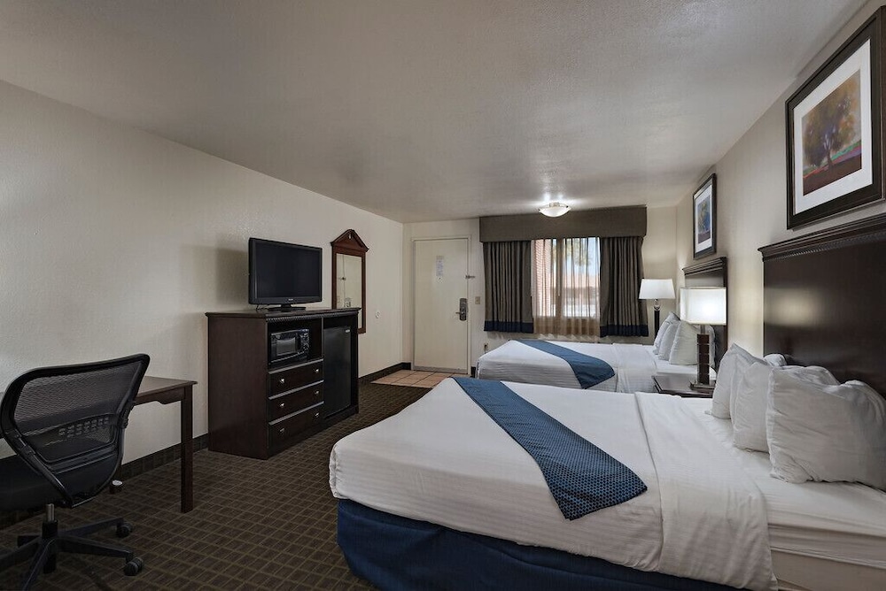Stevens Inn - photo 8