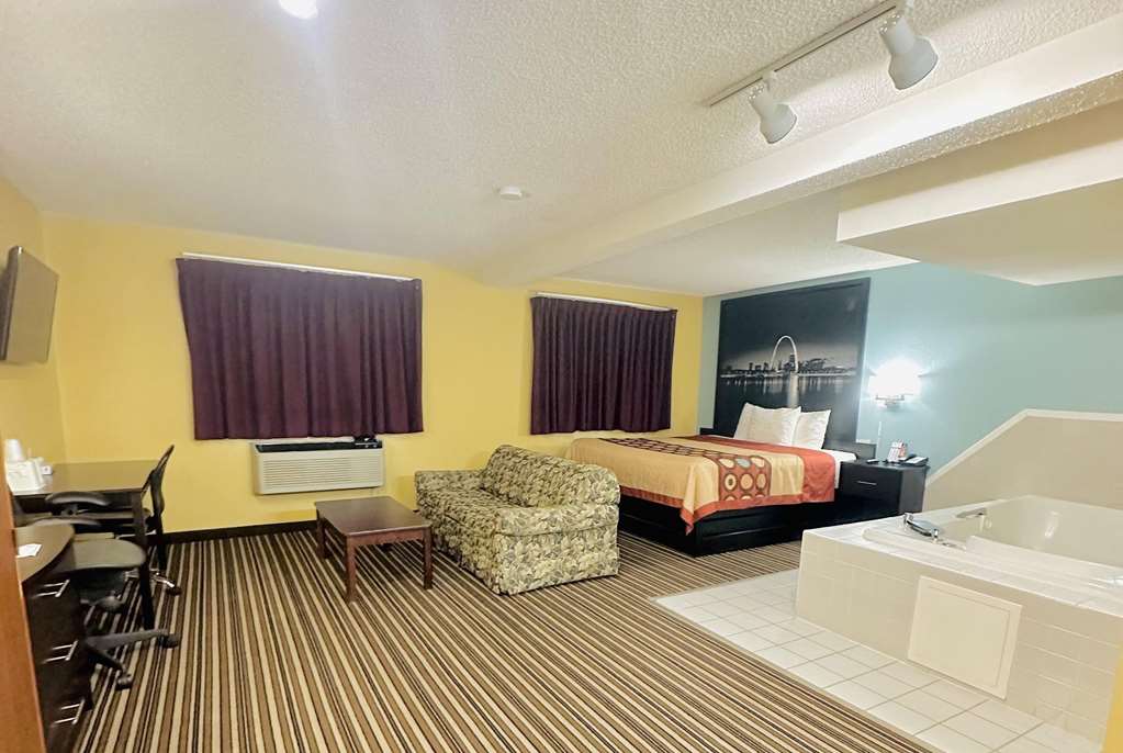 Super 8 by Wyndham Warrenton - photo 17
