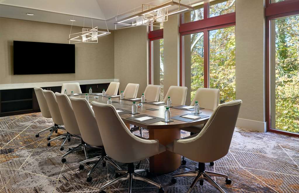 Emory Conference Center Hotel - photo 17