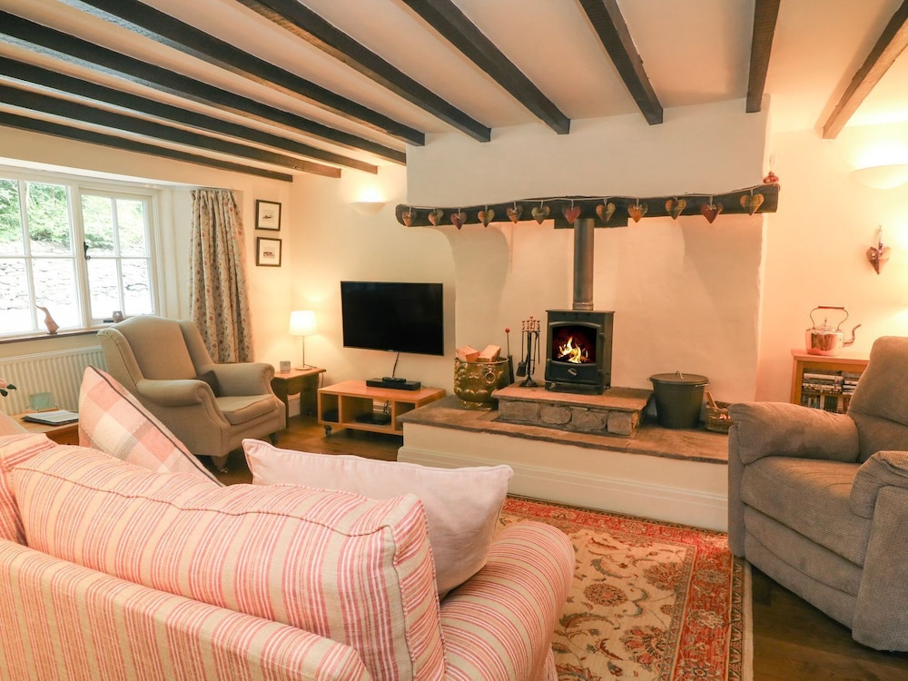 Ingleton 2 bed Cottage Sleeps 4 Pet Ok & Parking