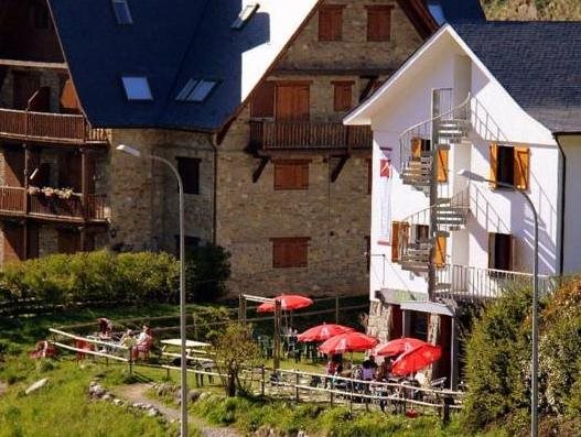 Refugio Juli Soler i Santalo in Vielha, Spain