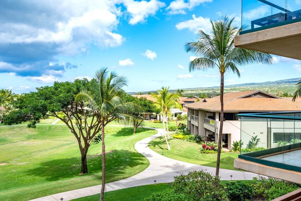 Honua Kai 3 Free Rental Cars KBM Resorts Well Appointed 3 Units 3 Bedrooms HK Ml 1661 — 4-Star Luxury Hotel in Ka'anapali, United States