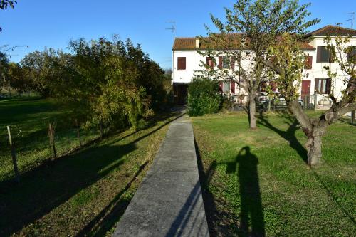 Casa Alice — 4-Star Luxury Hotel in Polesella, Italy