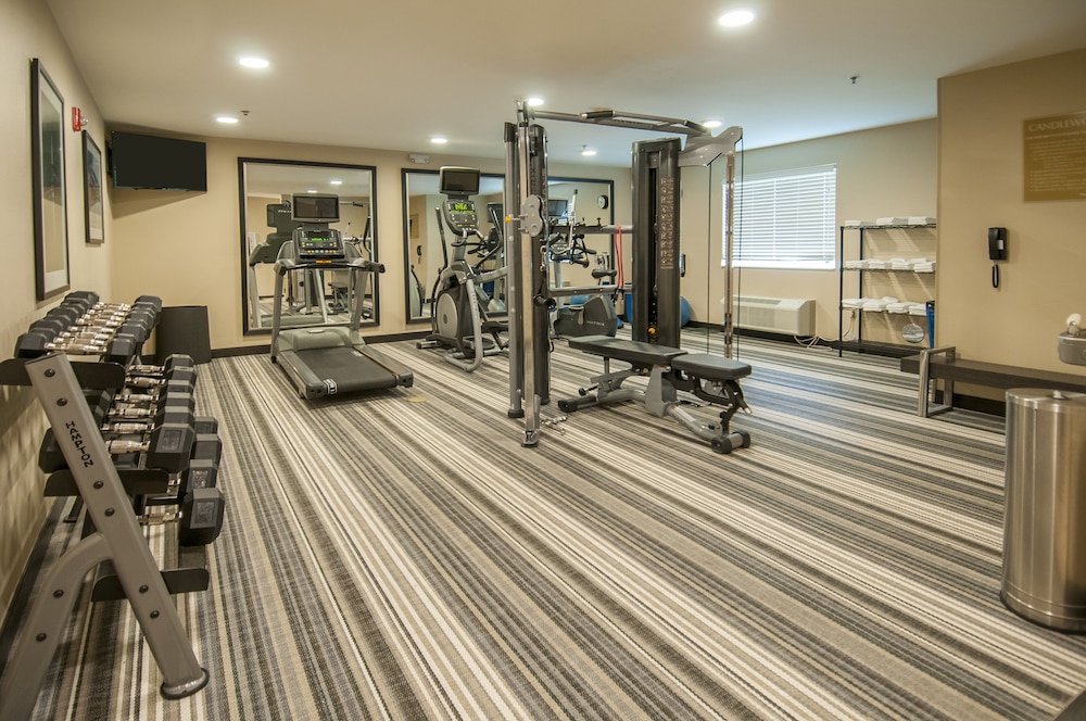 Candlewood Suites Baton Rouge College Drive by IHG - photo 17