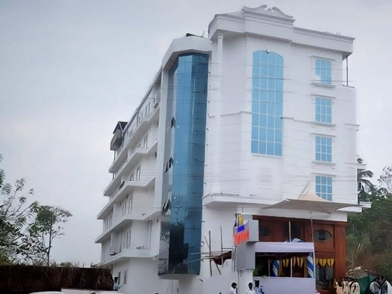 Hotel Sky Pearl — hotel in Nileshwar