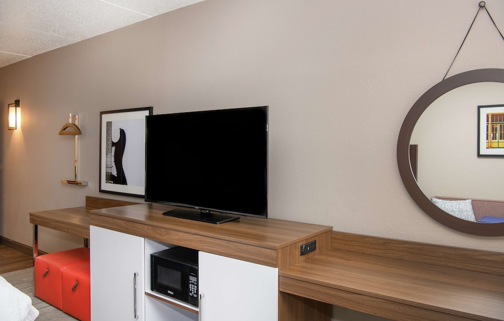 Hampton Inn Cleveland Solon - photo 20