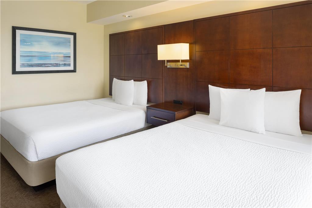 Ramada Plaza Resort & Suites by Wyndham Orlando Intl Drive - photo 39