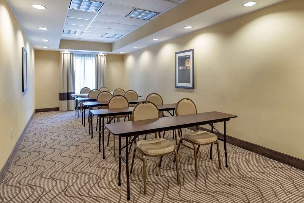 Comfort Suites Biloxi Ocean Springs - photo 23