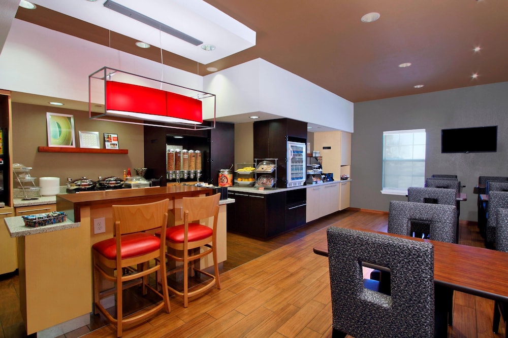 TownePlace Suites by Marriott Fort Worth Southwest TCU Area - photo 29
