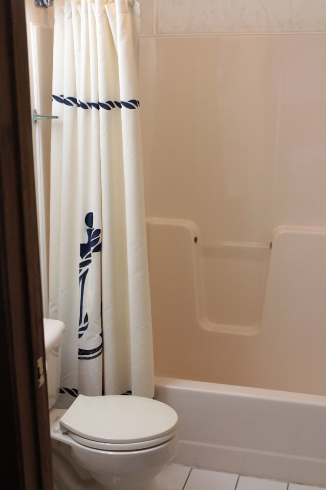 Wagon Wheel Inn - photo 9