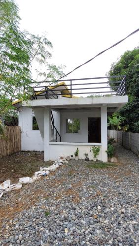 Capandanan Cottages - carbon neutral hotel in Lingayen