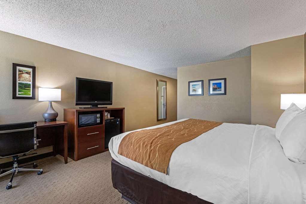 Comfort Inn N Myrtle Beach Barefoot Landing - photo 12