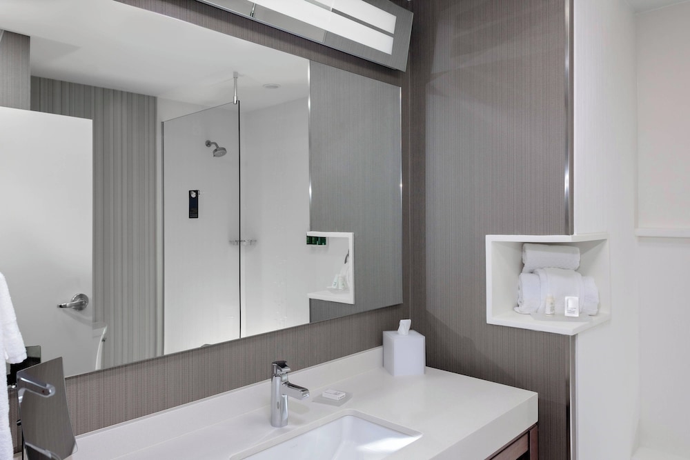Courtyard by Marriott Cincinnati Mason - photo 12