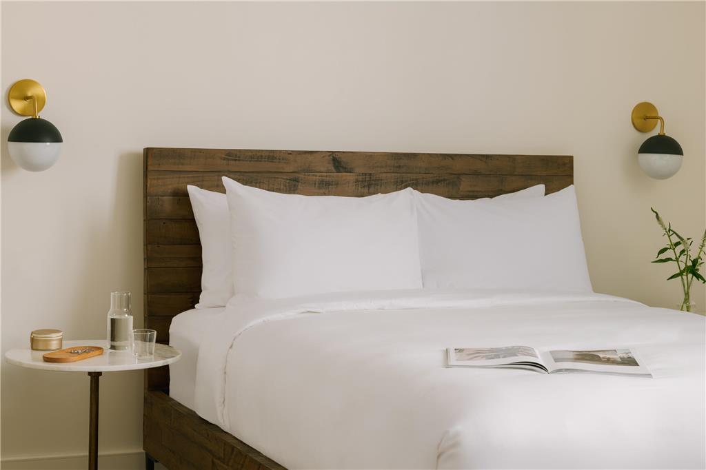 Kenmore Village Hotel South Beach - photo 11