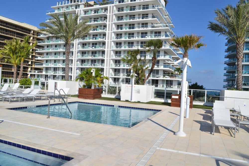 Grand Beach Hotel Surfside West — hotel in Surfside