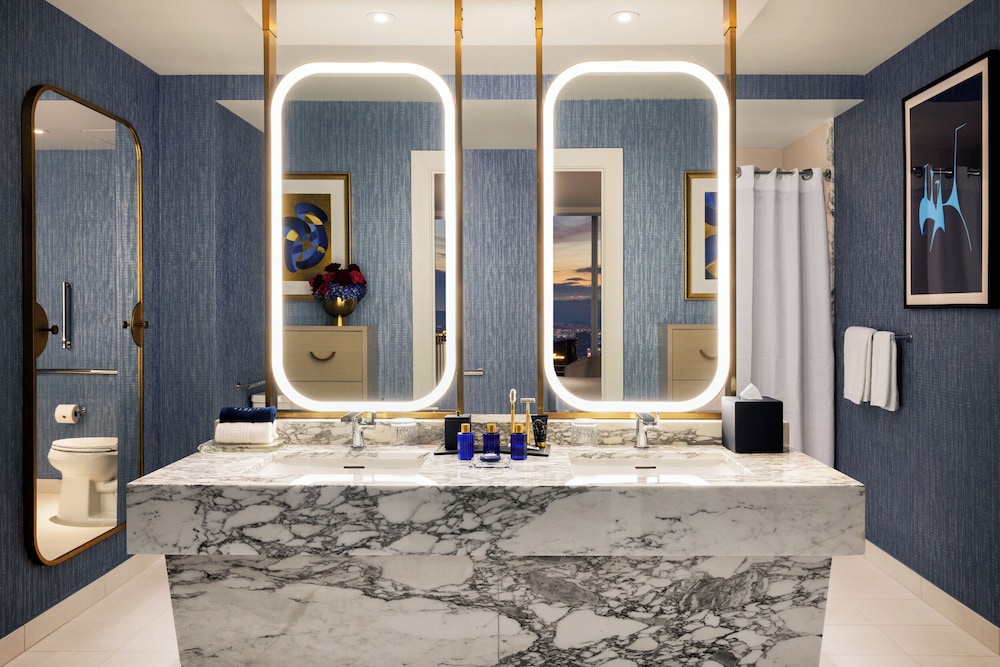 Fontainebleau Las Vegas - photo 61