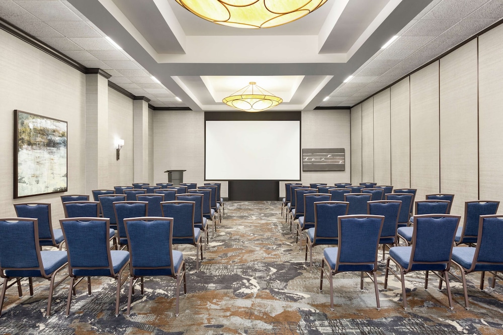 DoubleTree by Hilton Hotel Jackson - photo 55