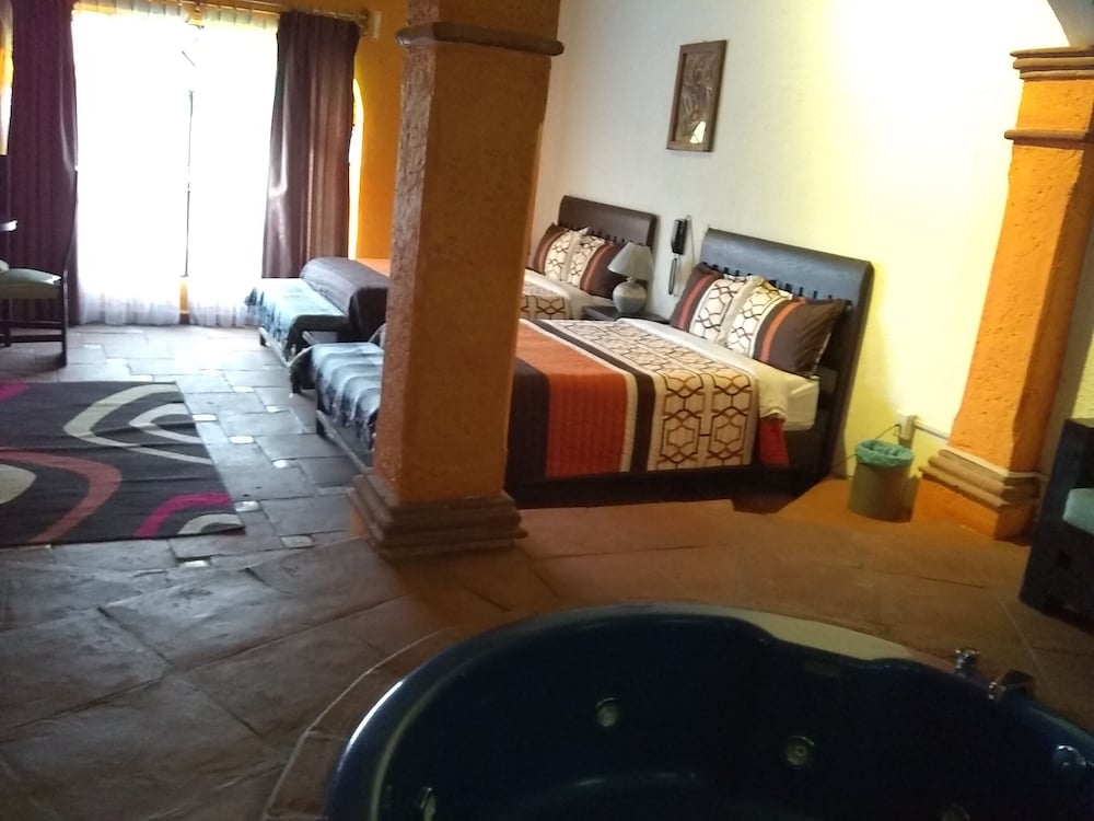 Hotel La Escondida — Tepotzotlan — photo 4