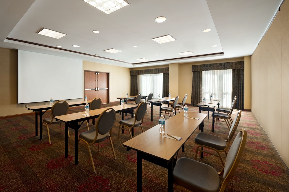 Hilton Garden Inn Houston The Woodlands - photo 26