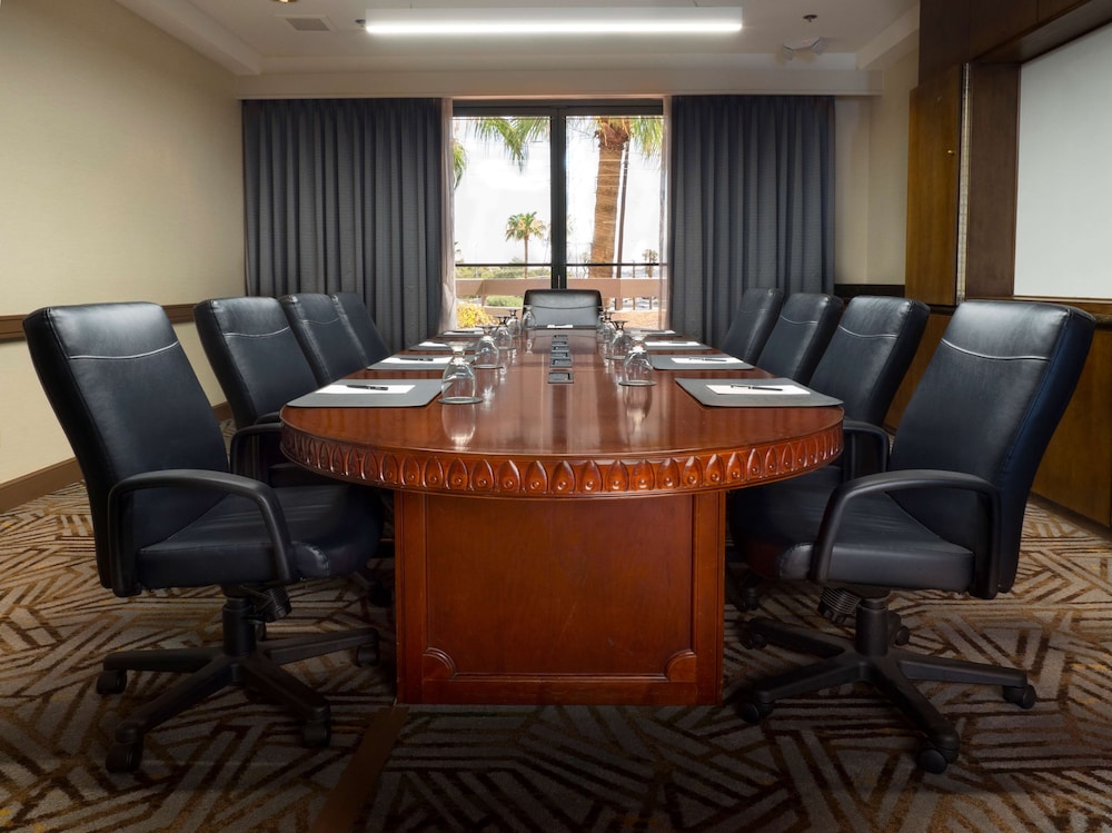 Hilton Phoenix Airport - photo 59