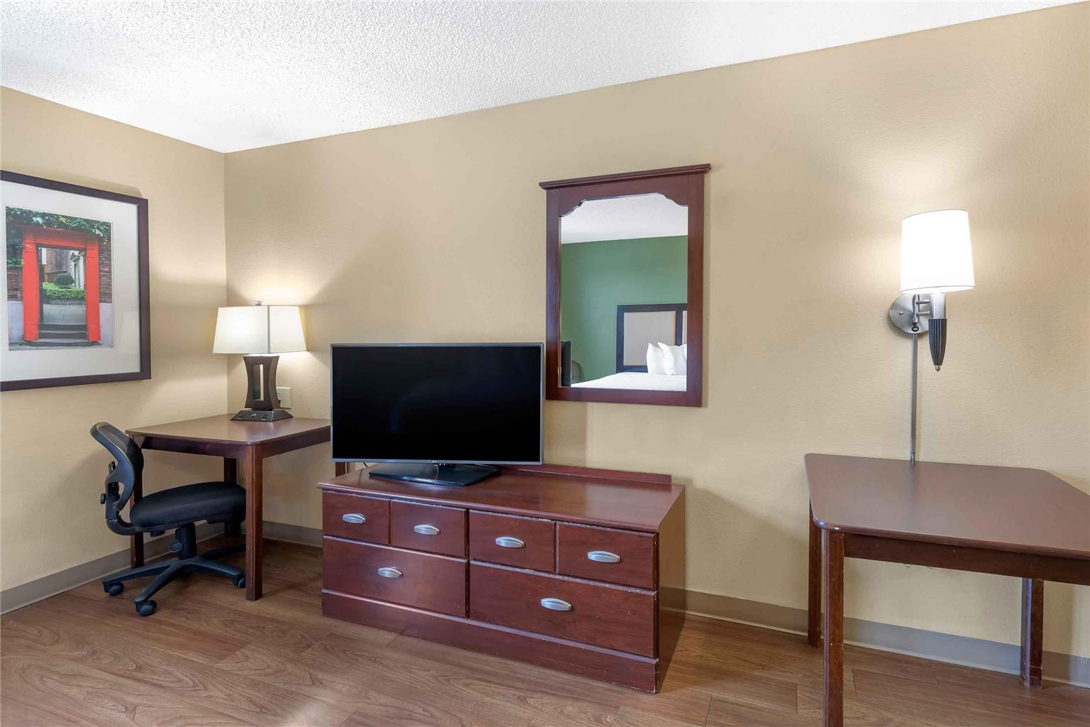 Extended Stay America Suites Los Angeles Burbank Airport - photo 10