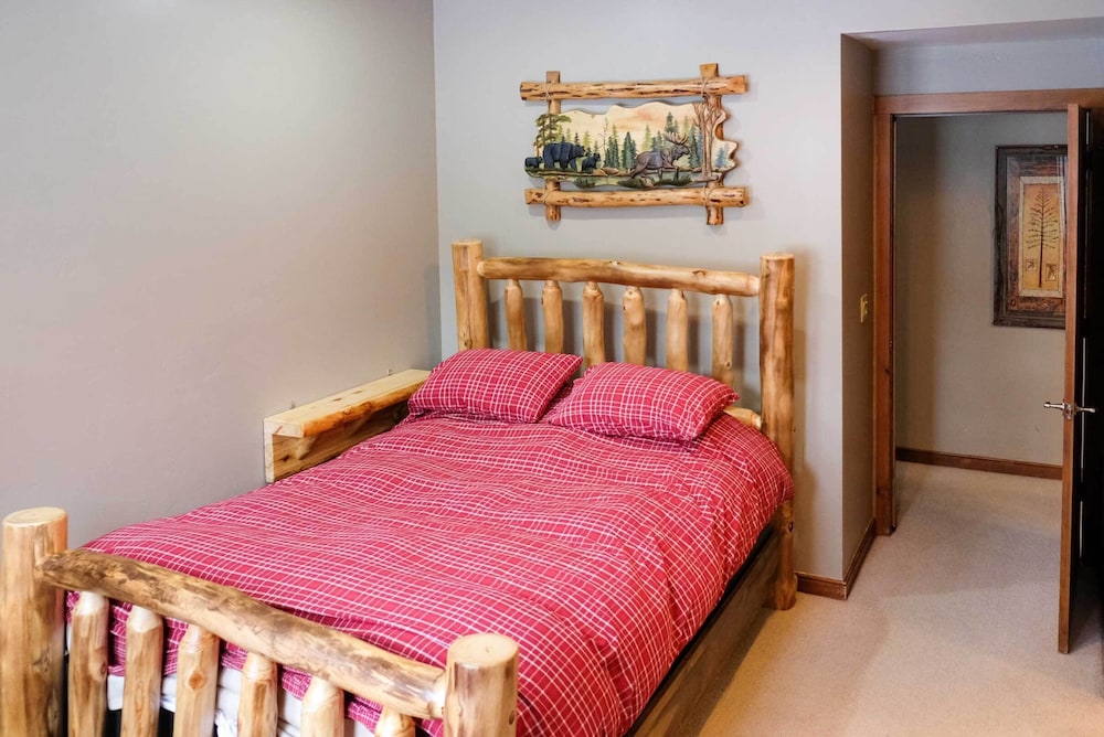 Breck Condo on Main St w Resort Amenities - photo 19
