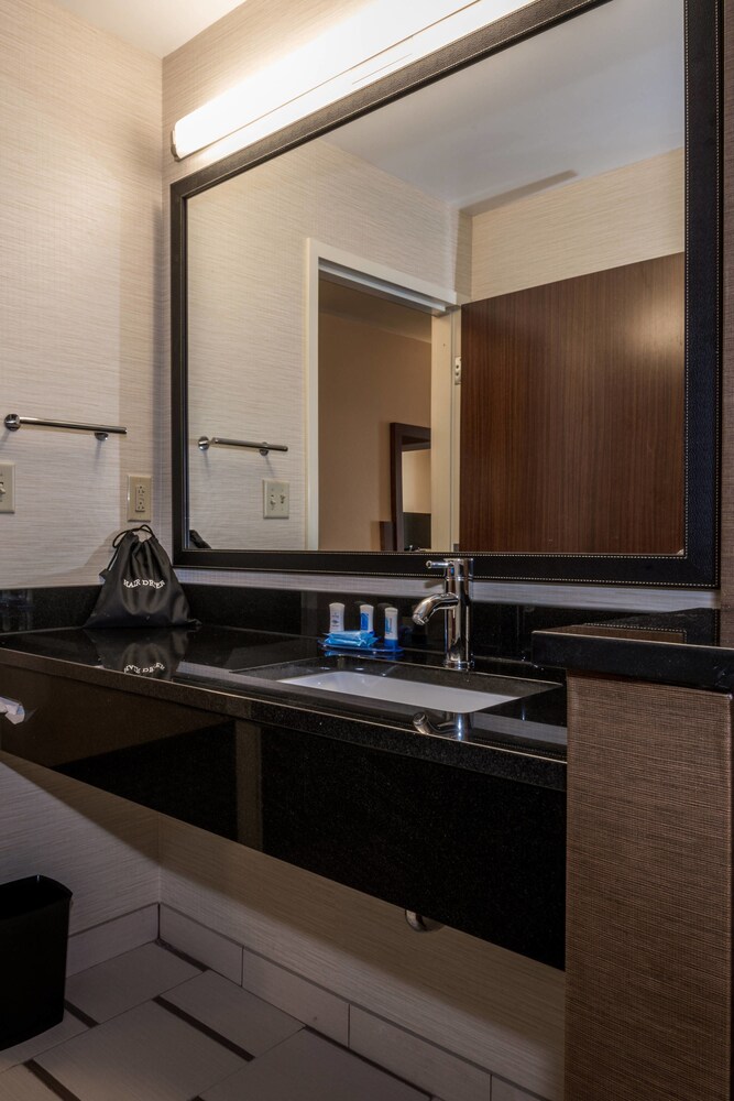 Fairfield Inn & Suites Atmore - photo 8