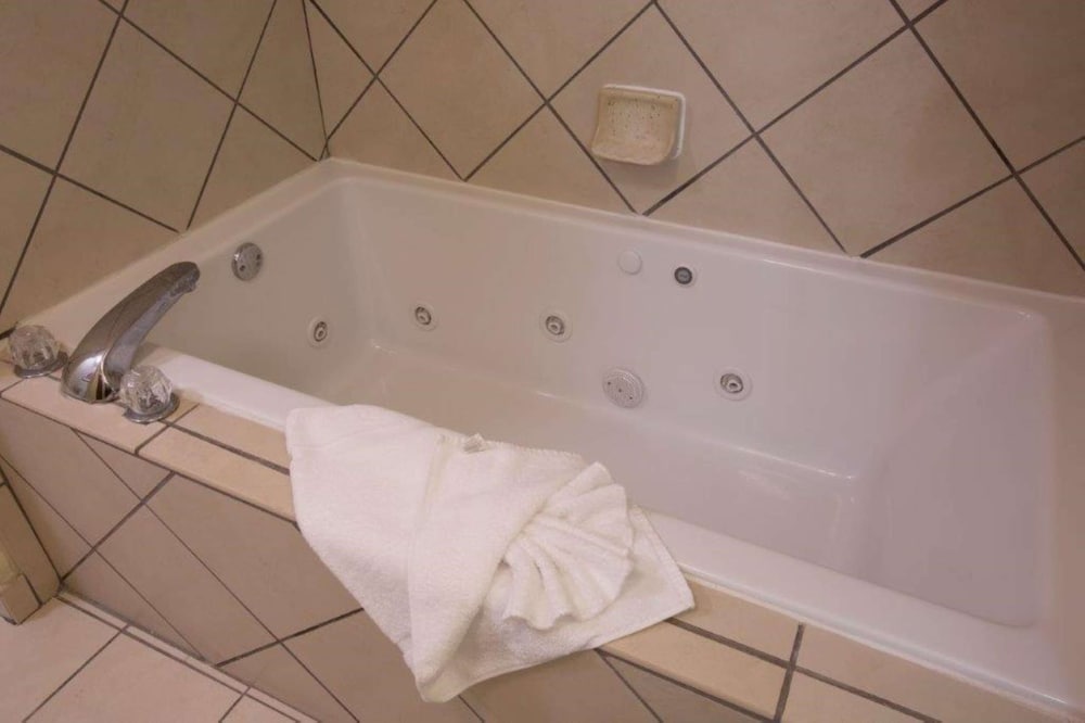 Hilton Garden Inn Starkville - photo 65