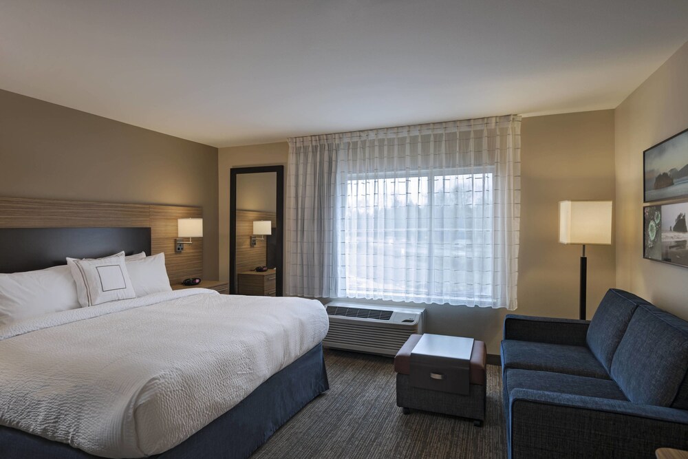 TownePlace Suites by Marriott Tacoma Lakewood - photo 7