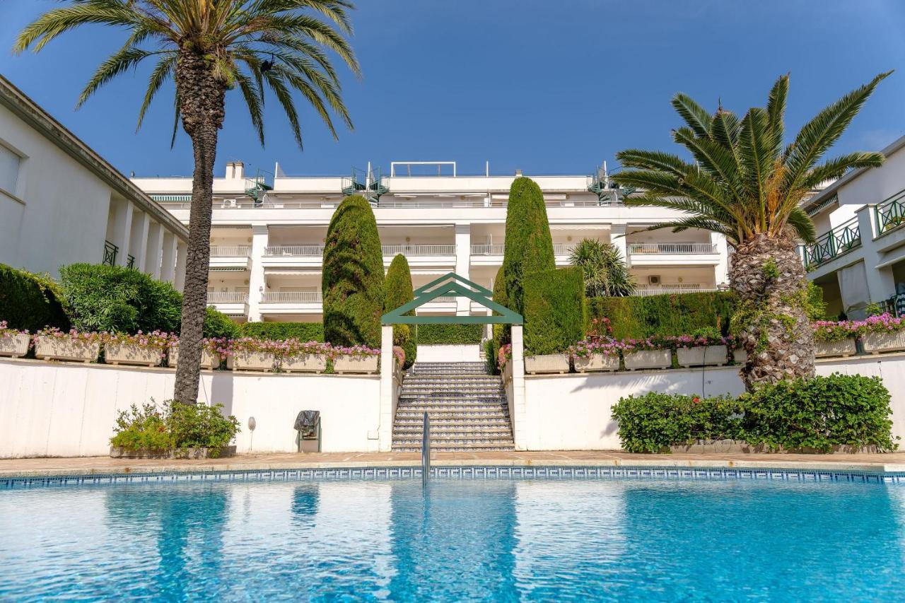 Bravissimo Estel A8 Penthouse S’Agaró in Sant Feliu De Guixols, Spain