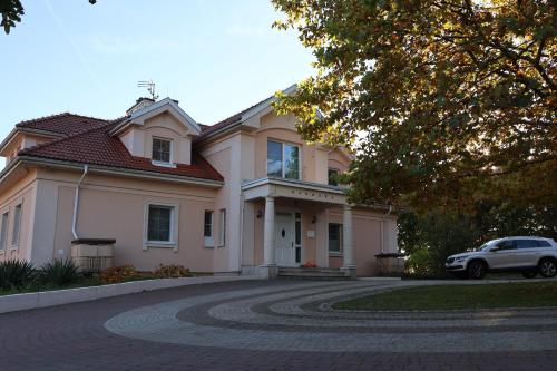 Rezydencja Pod Platanem - last minute hotel in Unknown City