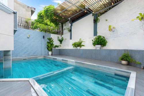 Nalie Villa 196 Phan Chu Trinh — 5-Star Luxury Hotel in Vung Tau, Vietnam