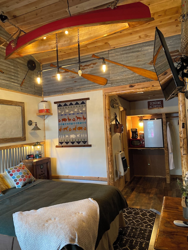 Dusty Boots Motel & Cafe - photo 12