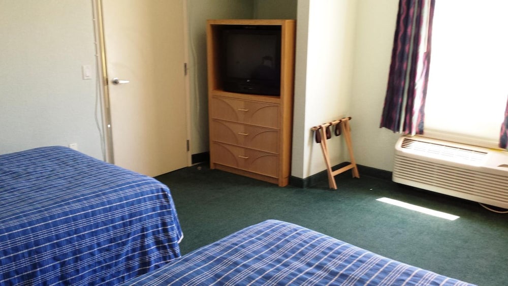 Cocoa Beach Suites - photo 7