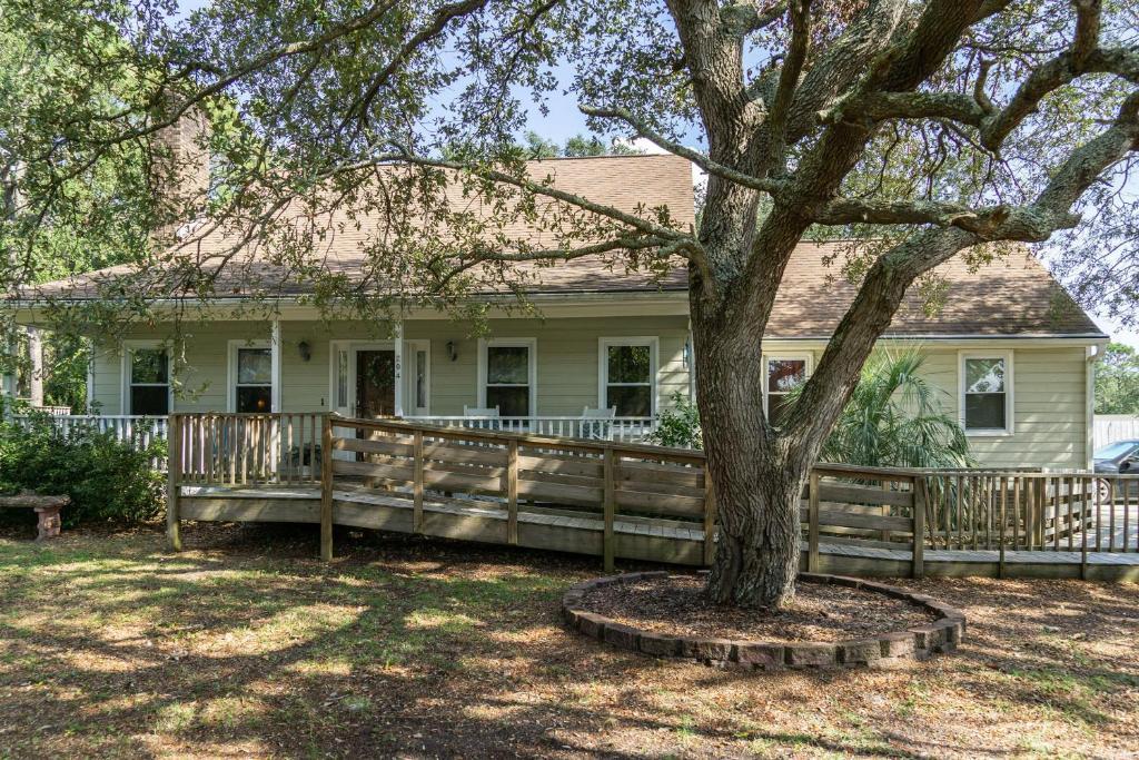 Windy Pointe by Oak Island Accommodations - photo 9