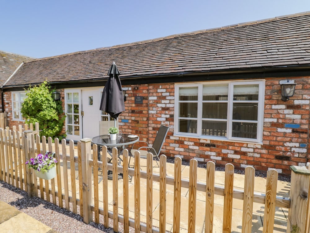 The Dairy - carbon neutral hotel in Nuneaton