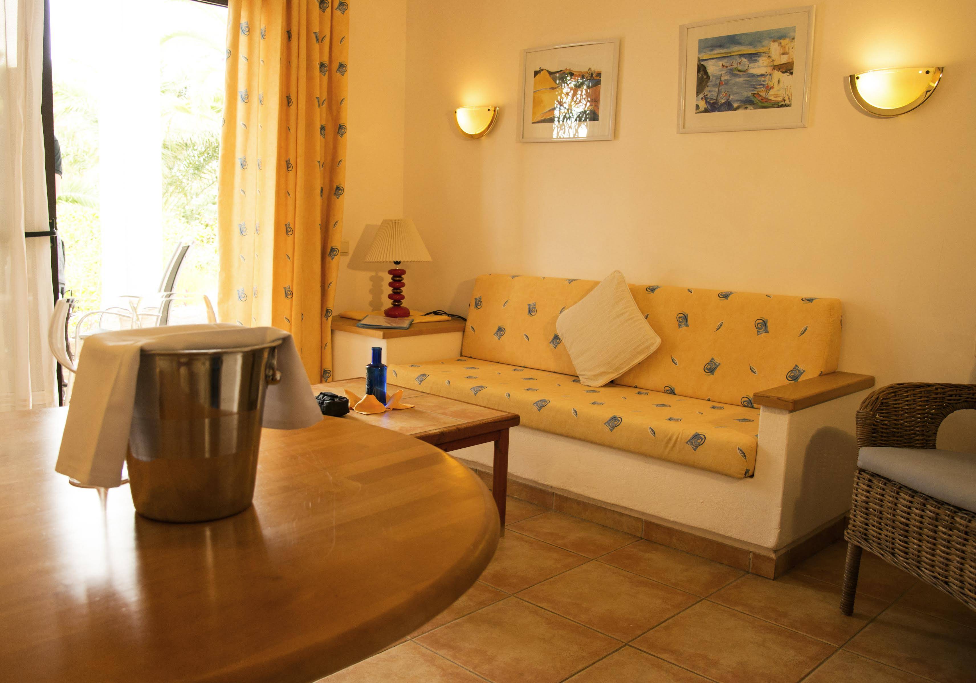 Suite Hotel Marina Playa pet-friendly hotel Pajara