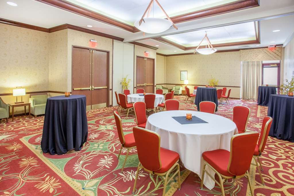 Sonesta Milwaukee West Wauwatosa - photo 23