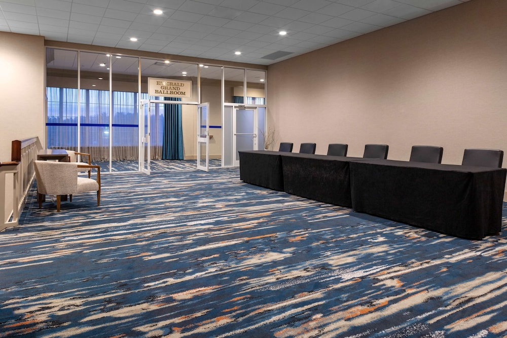 DoubleTree by Hilton Burlington Vermont - photo 51