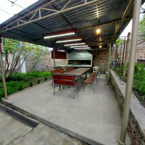 Komfort - carbon neutral hotel in Unknown City