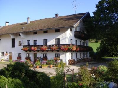 Maierhof - carbon neutral hotel in Chieming
