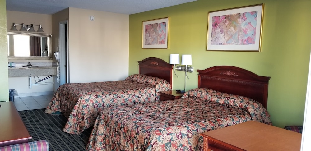 Newport News Inn - photo 6