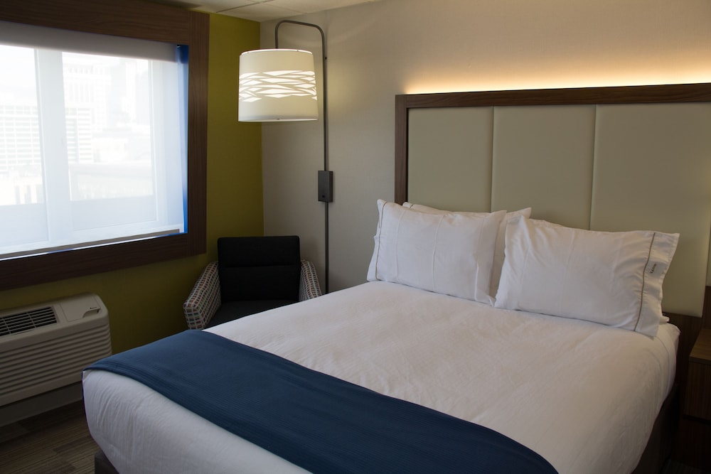 Holiday Inn Express Salt Lake City Downtown by IHG - photo 2