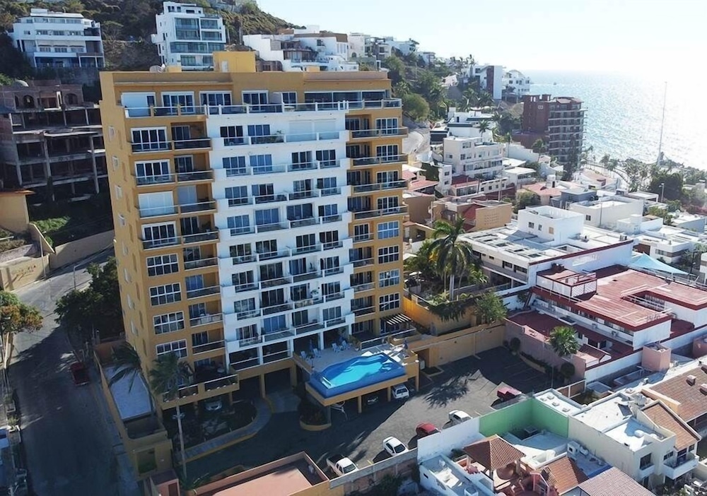 Pvs Depas - carbon neutral hotel in Mazatlan