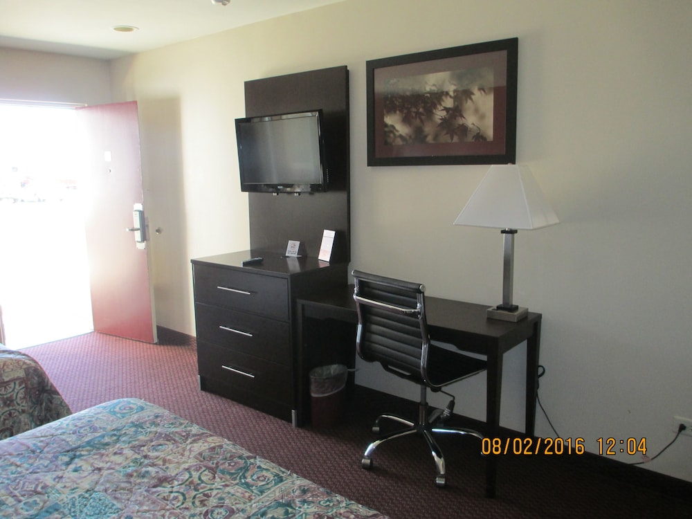 Regal Inn Chicago O'Hare Airport - photo 23