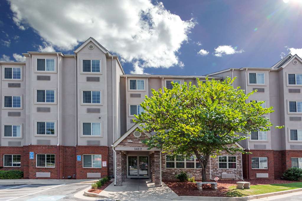 Microtel Inn & Suites by Wyndham Conyers Atlanta Area - carbon neutral hotel in Conyers